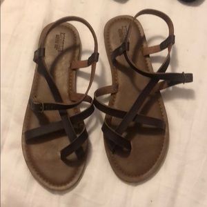 Strapped sandals